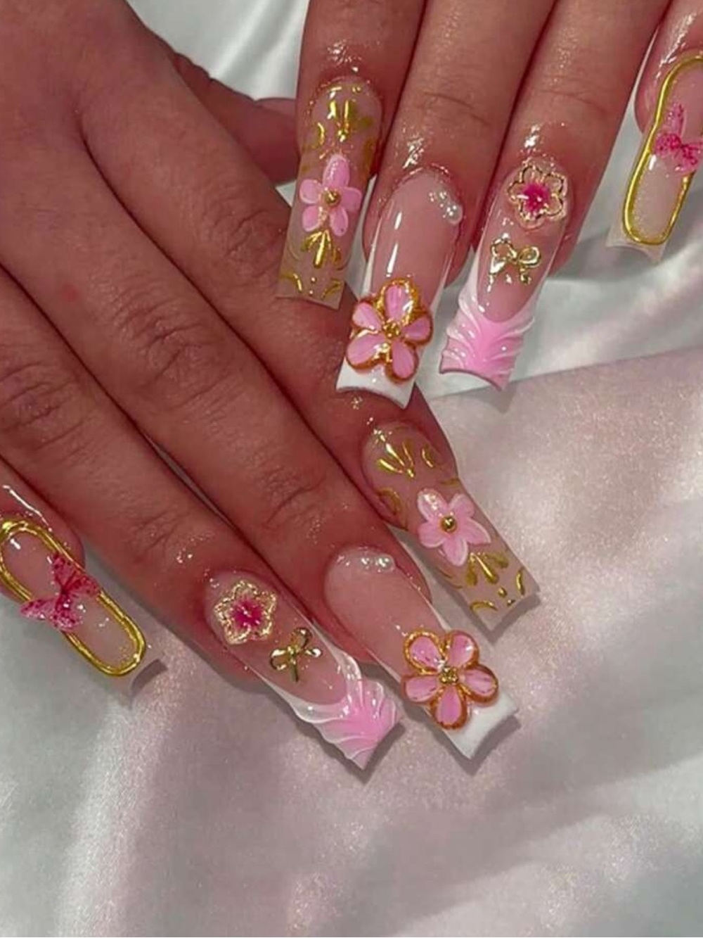 24pc Press On Nail Set from the Nail Bar 💅